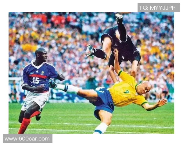 足球明星精彩录音在线听歌体验尽在掌握畅享音乐与足球的完美结合