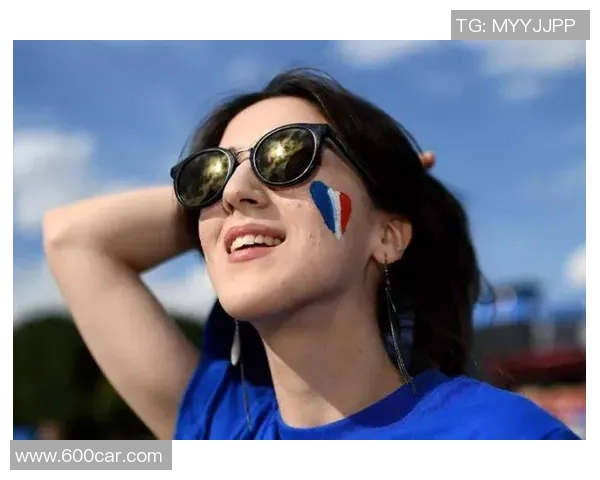 足球场上的搞笑天才个性明星带你领略不一样的精彩瞬间