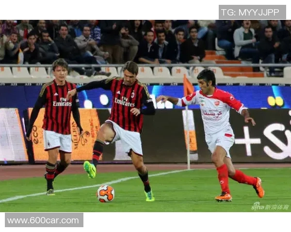 伊朗与美国足球明星的对抗与友谊在绿茵场上的精彩瞬间